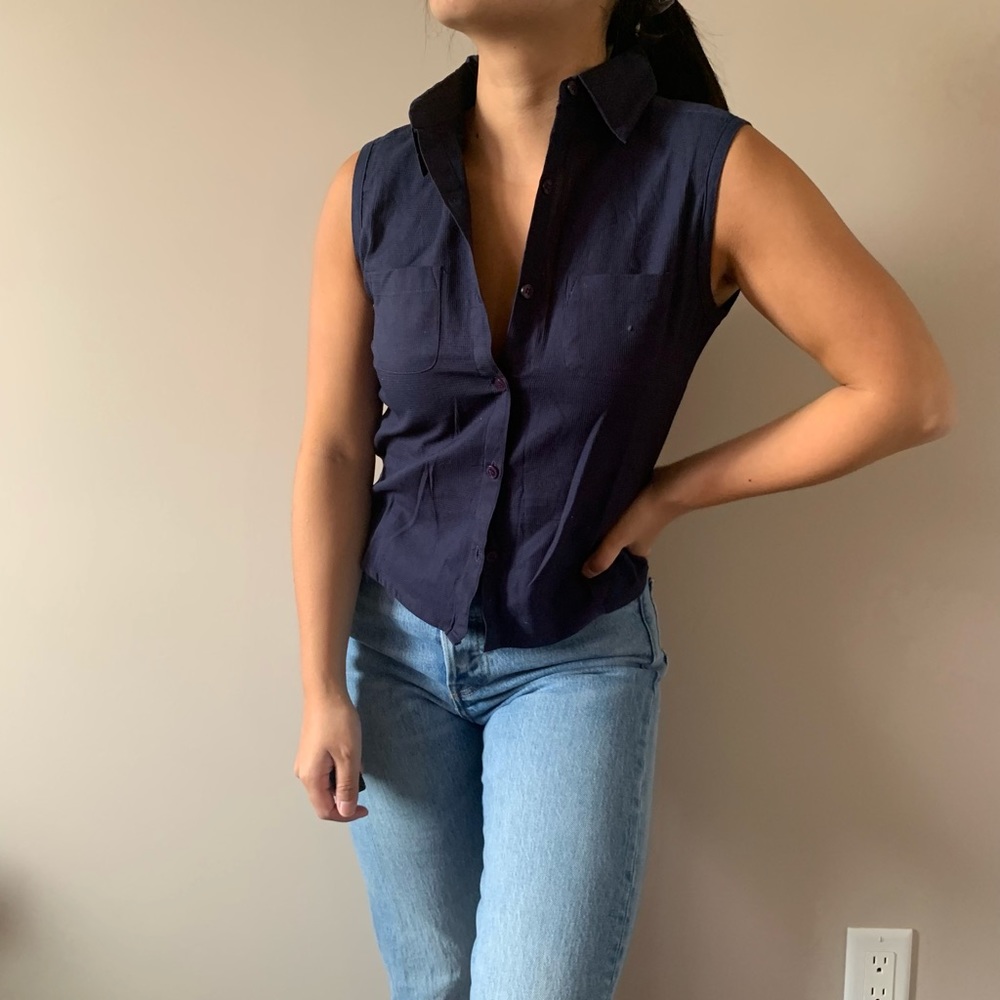 VINTAGE Sleeveless button up